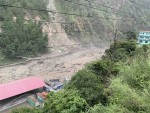 रसुवा बाढीमा १८ जना सम्पर्कविहीन, ९ जनाको उद्धार