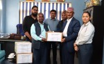 नेपाल मेडिकल कलेजद्वारा हजयात्रीलाई स्वास्थ्य सामग्री प्रदान