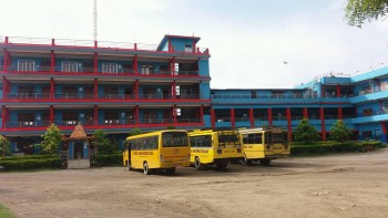 स्कुलको कम्पाउन्डभित्रै भ्यानको ठक्करबाट कपिलवस्तुकाे होराइजन इङ्लिस बोर्डिङ स्कुलका ७ वर्षीय विद्यार्थीको मृत्यु