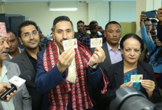 सुरक्षण मुद्रण केन्द्रमा लाइसेन्स छपाइ सुरु (फोटोफिचर)