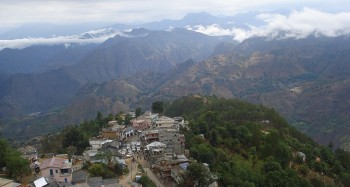 बैतडीमा बेरोजगारीका कारण गाउँसँगै विद्यालय पनि रित्तिँदै, ११४ वटा विद्यालय बन्द