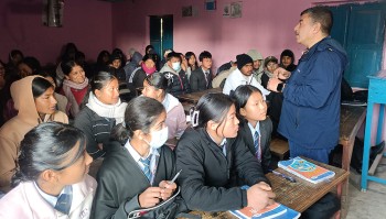 दिक्तेलकाे सरस्वती माविका बालबालिकालाई क्यान्सर सचेतना प्रदान