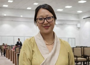 बिरामीको उपचार गर्दै सांसद बनेकी डा.ओजस्वी बनिन् शिक्षा - स्वास्थ्य समितिको सभापति 