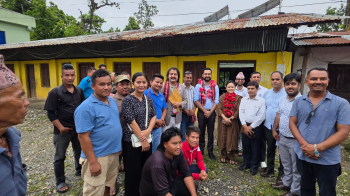 चेपाङ समुदायका विद्यार्थी अध्ययनरत श्रीगणेश माविको शिक्षामन्त्री पोखरेलद्वारा अनुगमन