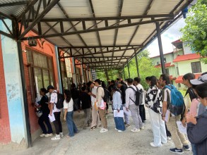ट्रम्प प्रशासनले कडाइसँगै अमेरिका पढ्न जाने नेपाली विद्यार्थीकाे संख्या घट्याे