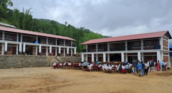 खोटाङको साकेला गाउँपालिकाकाे सरस्वती माविमा दुईवटा सुविधा सम्पन्न विद्यालय भवन निर्माण