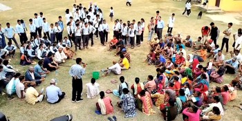 कैलालीको सरस्वती माविले आफू खुशी शिक्षक सरुवा गरेपछी, विद्यार्थी र अभिभावक आन्दोलित