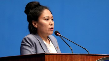 विद्यालय तहदेखि विश्वविद्यालयसम्मकाे पठनपाठनमा घोकन्ते विद्याको अन्त्य गर्न सांसद श्रेष्ठकाे सुझाब