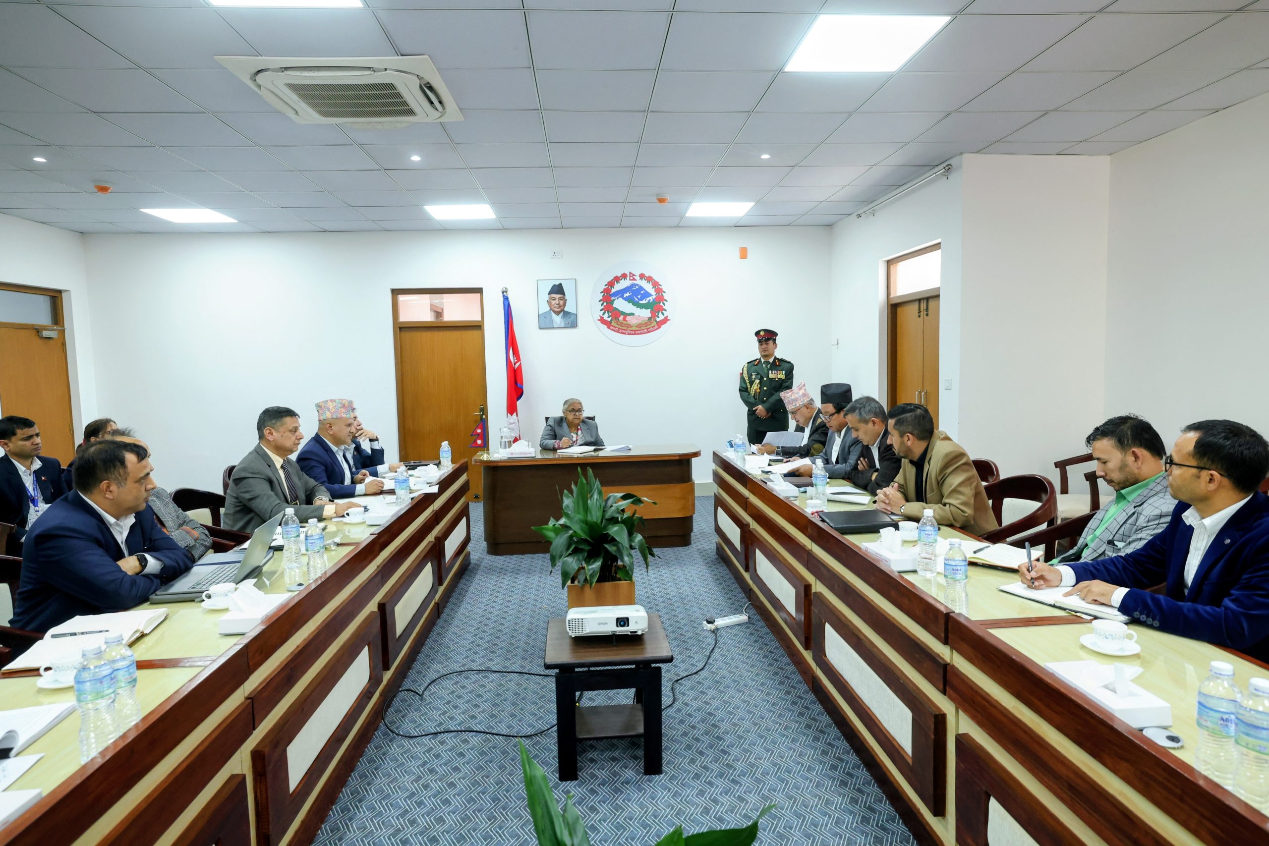 त्रिविको जग्गा फिर्ता ल्याउने प्रक्रियामा प्रधानमन्त्रीद्वारा प्रगति माग