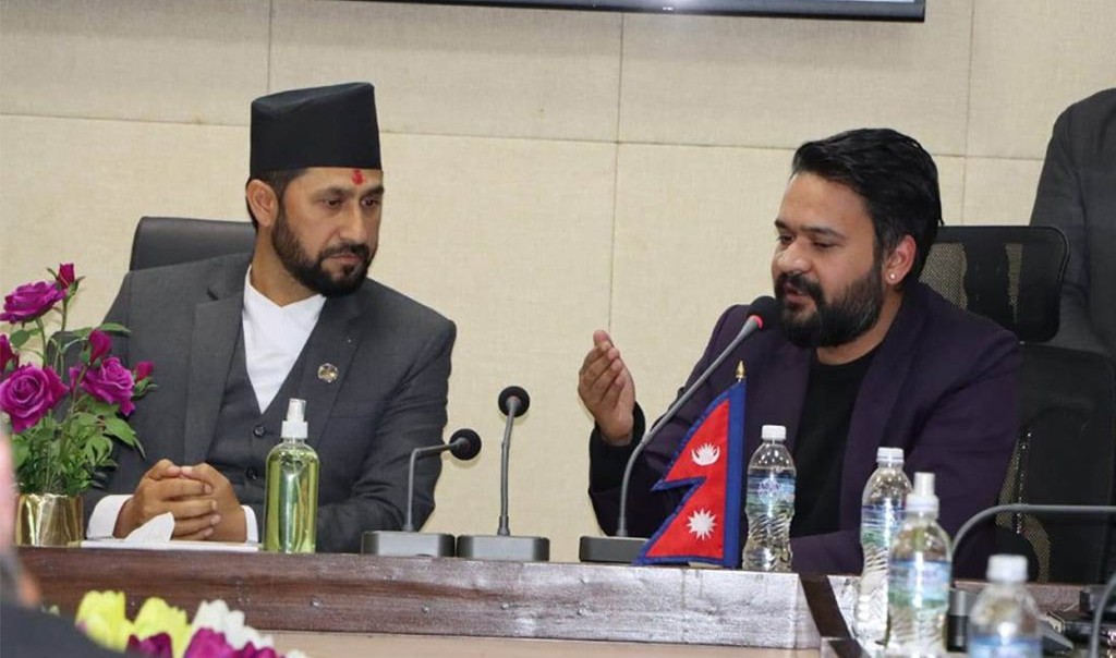 बालेन–रवि दूरीको चर्चा : बाढी प्रभावितसँगको छलफलदेखि मन्त्री नियुक्तिसम्म