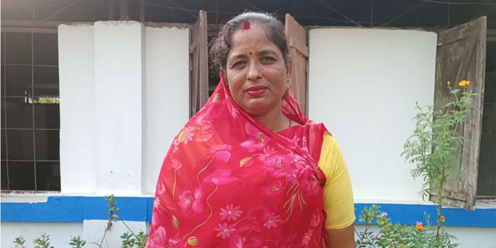 शिक्षण पेशाप्रतिकाे मोहले सात वर्षदेखि तलब बिना पढाउँदै आएकी सीमा