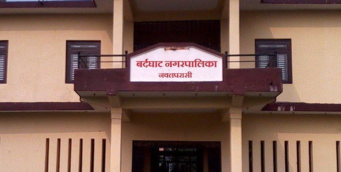 बर्दघाटका सामुदायिक विद्यालयहरूमा  ‘एक विद्यालय, एक नर्स कार्यक्रम’ प्रभावकारी बन्दै