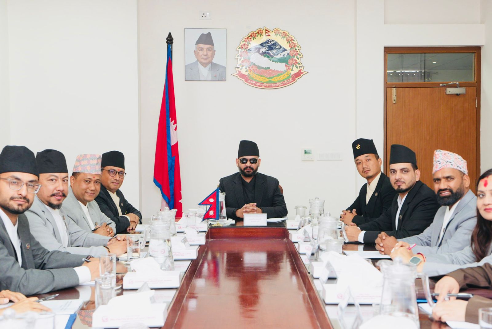 बालेन सरकारको निर्णय : नागरिकता नभएकाले पनि स्नातकसम्म अध्ययन गर्न पाउने