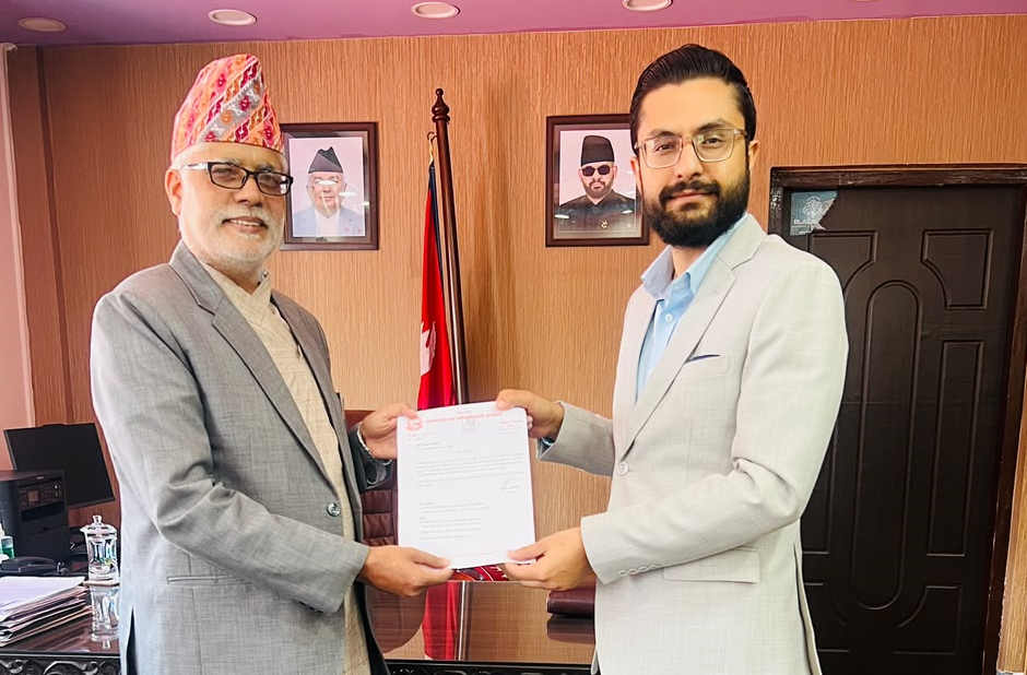 नेपाल संस्कृत विश्वविद्यालयका नवनियुक्त उपकुलपति खतिवडाले  लिए शपथ