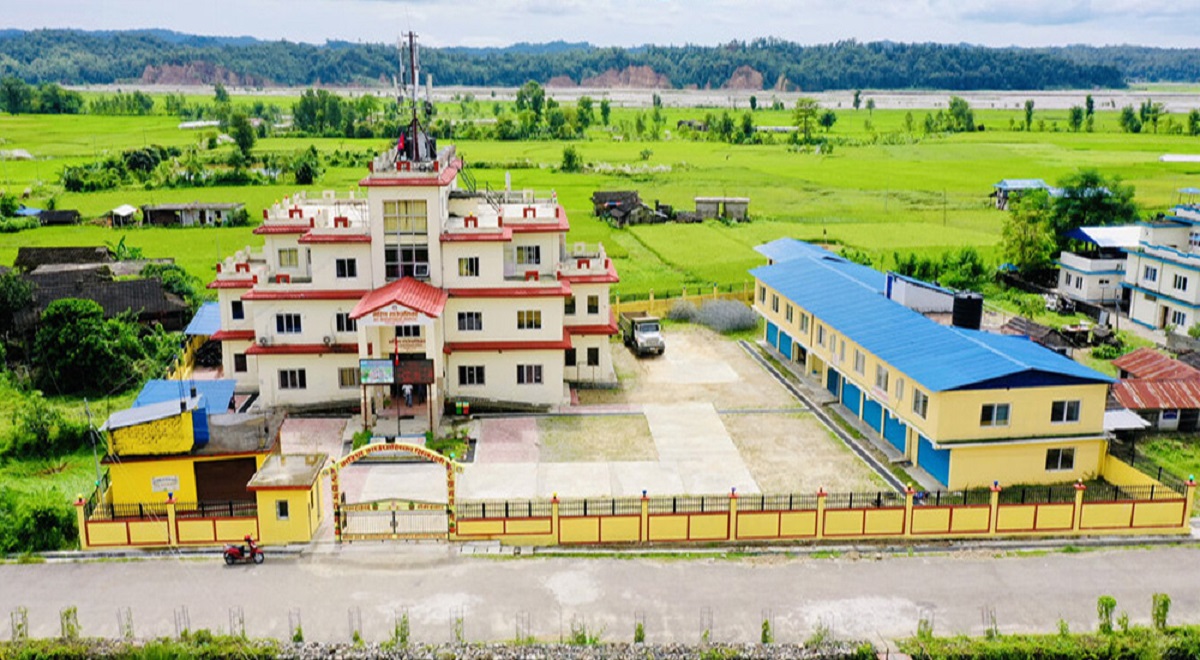 सिन्धुलीको मरिण गाउँपालिकामा विवाहअघि स्नातक तह उत्तीर्ण गर्ने किशोरीलाई एक लाख प्रोत्साहन भत्ता