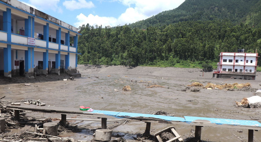 रसुवा बाढी : २१७ विद्यार्थी र १५ शिक्षक अझै सम्पर्कविहीन