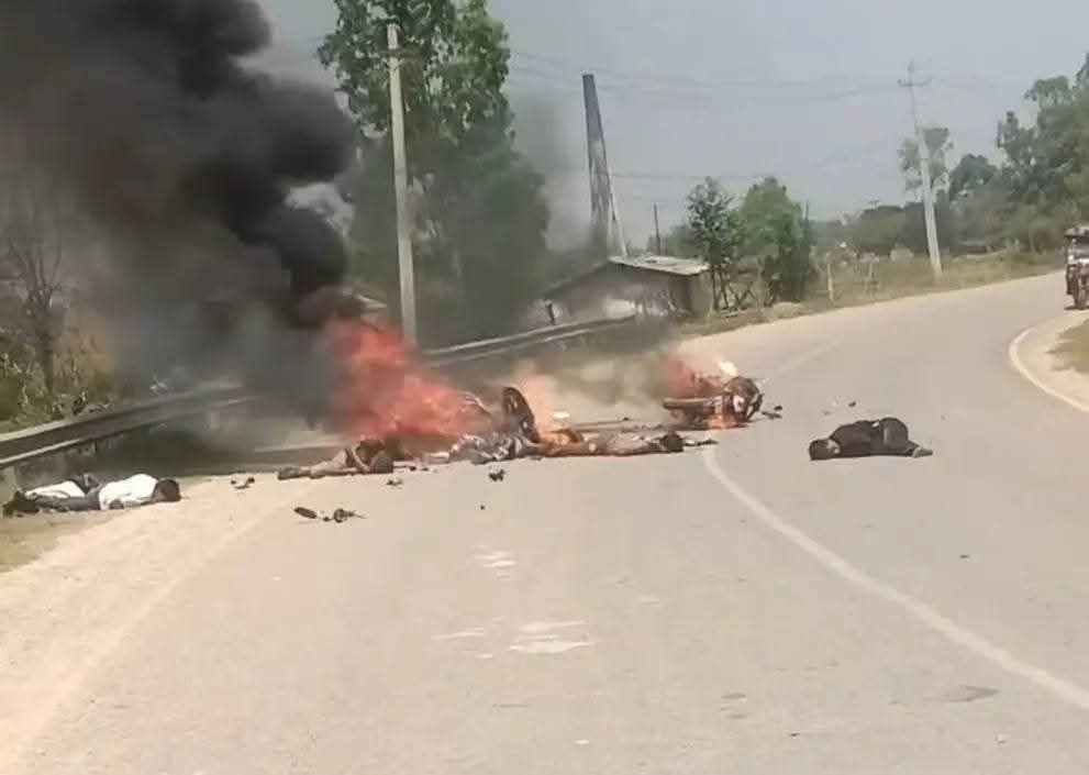 एसईई परीक्षा दिएर फर्किएका तीन विद्यार्थीको मोटरसाइकल दुर्घटनामा मृत्यु