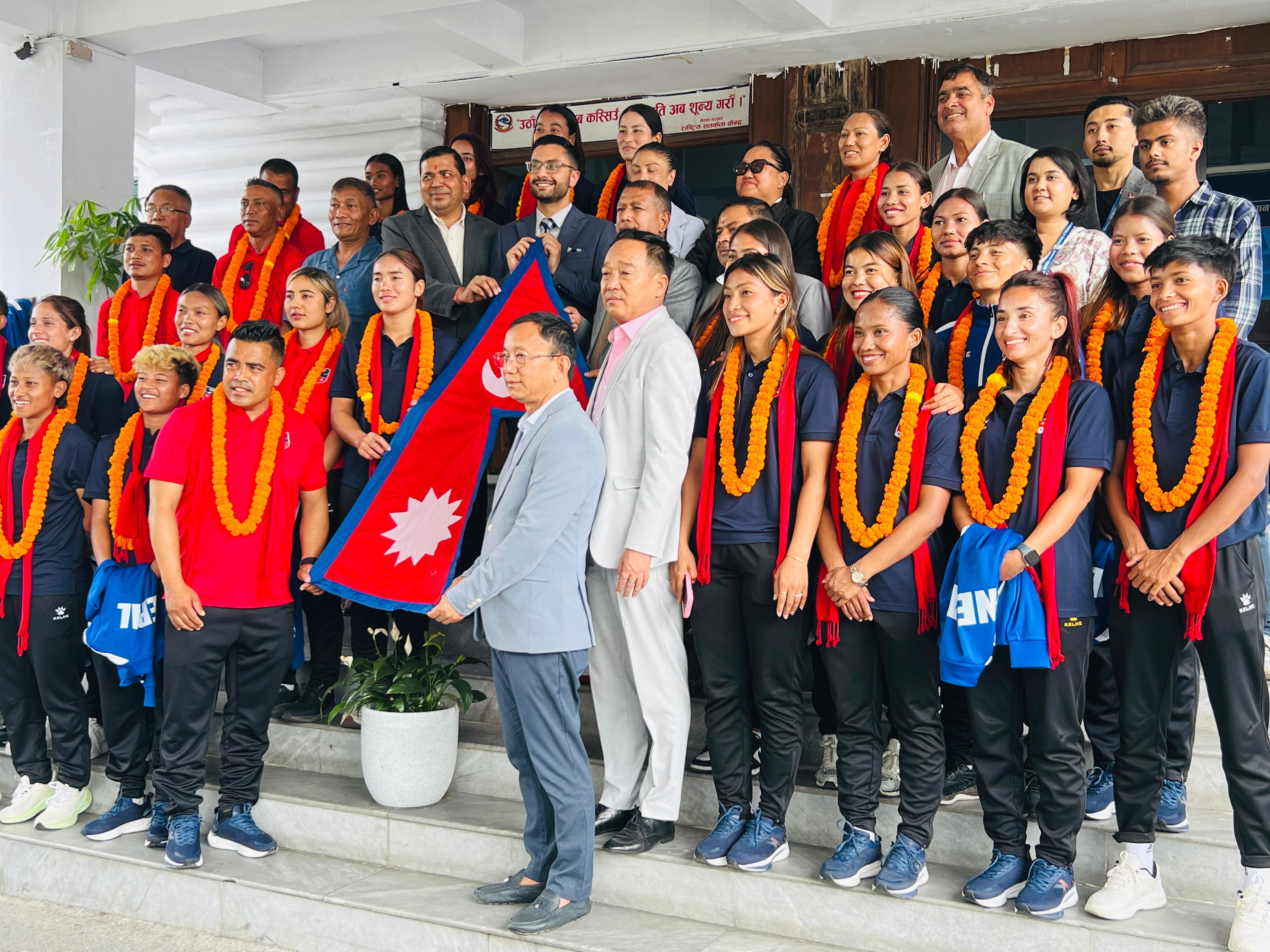 साफ महिला च्याम्पियनसिपमा ‘जम्बो टोली’ जाने परम्परा तोडियो