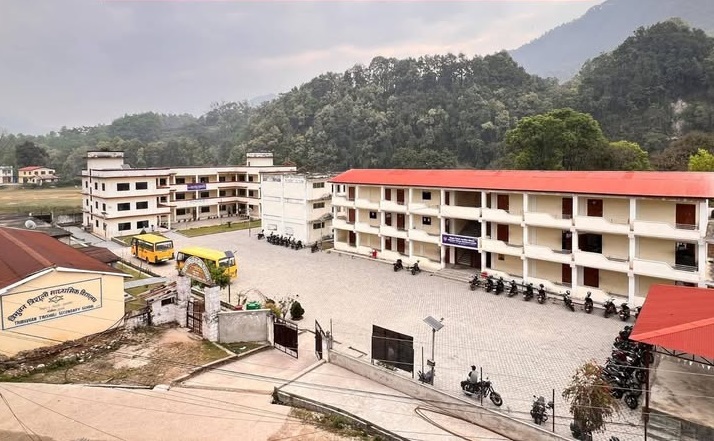 रसुवाको भोटेकोशी हुँदै अन्य नदीमा आएको बाढीले एक दर्जन विद्यालयमा क्षति